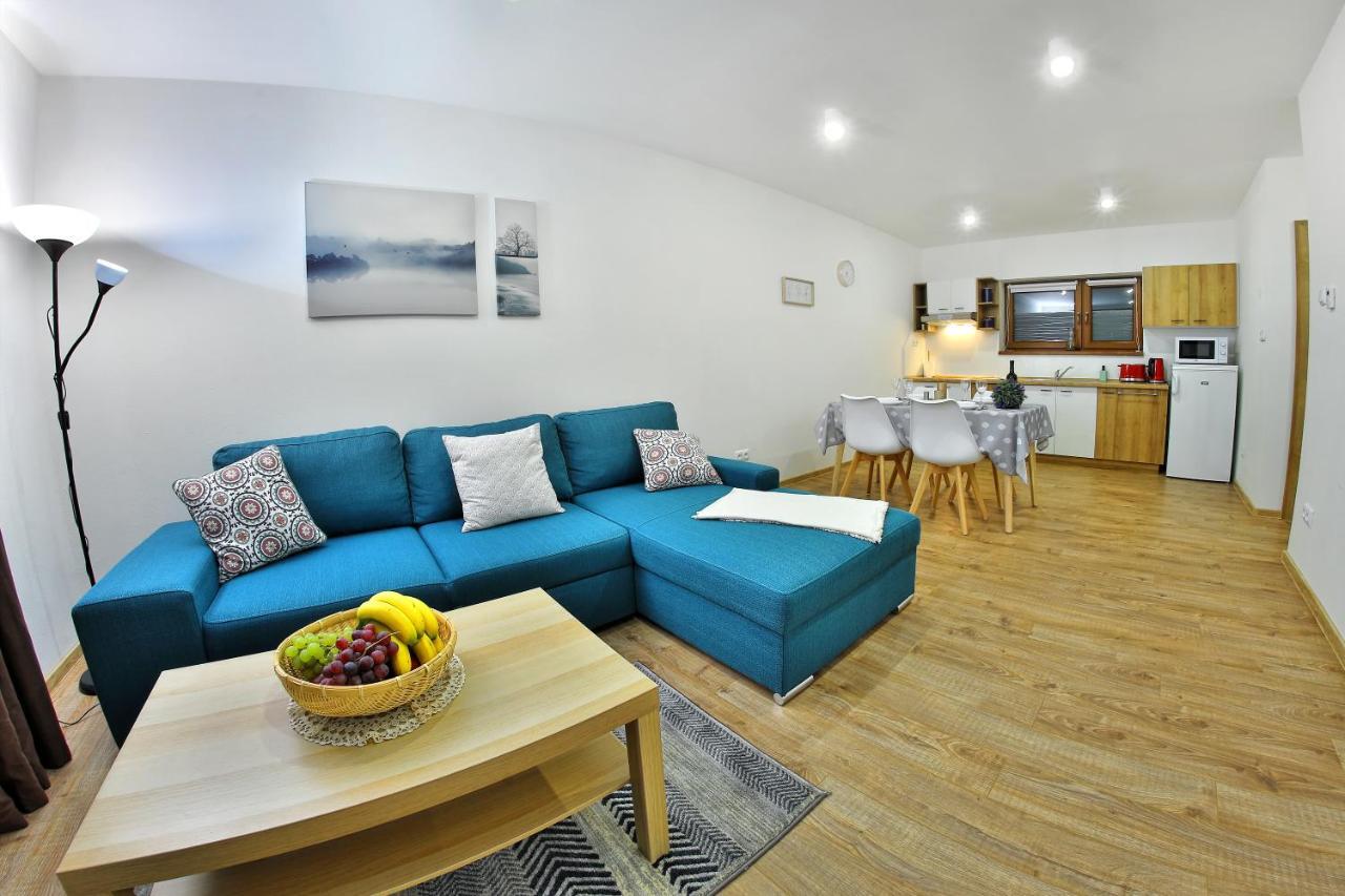 Kamilli Apartment Bešeňová Екстериор снимка