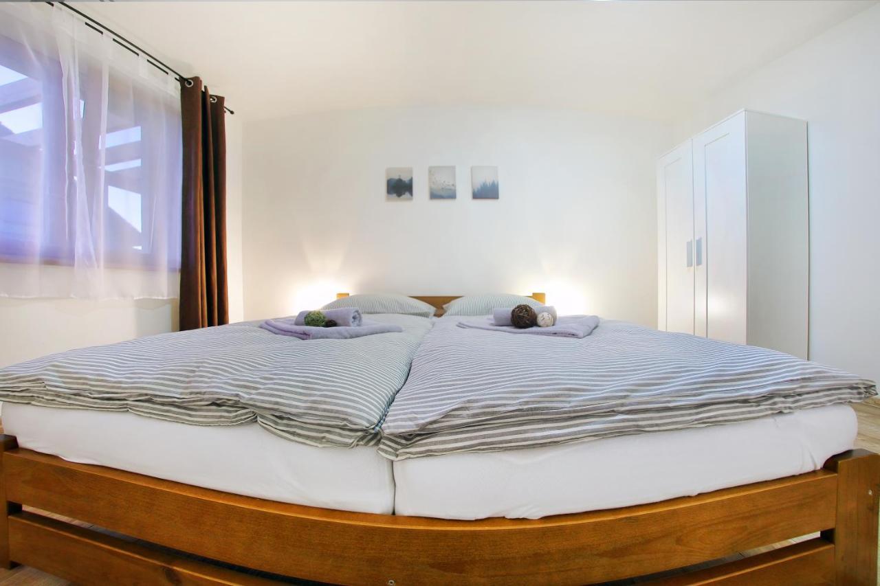 Kamilli Apartment Bešeňová Екстериор снимка