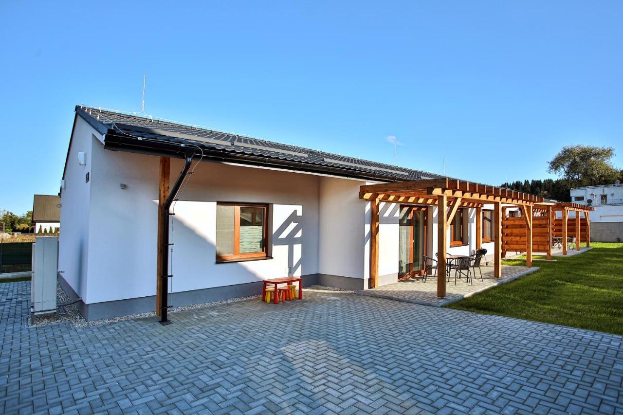 Kamilli Apartment Bešeňová Екстериор снимка