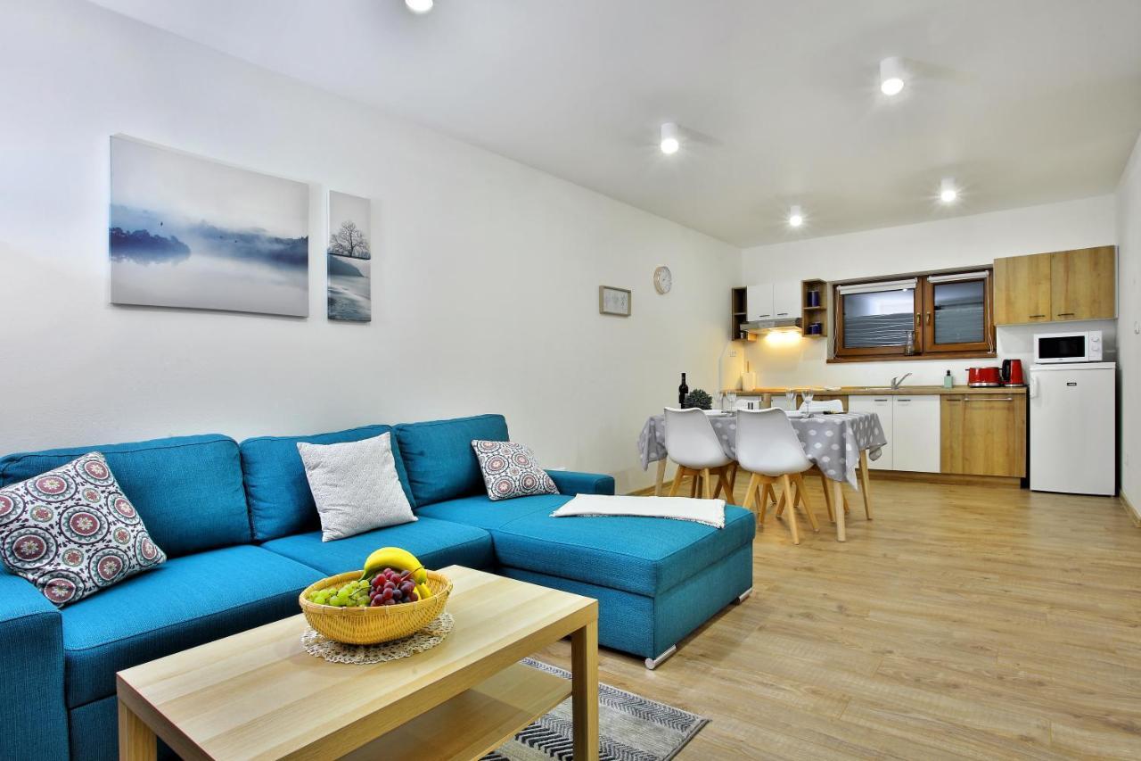 Kamilli Apartment Bešeňová Екстериор снимка