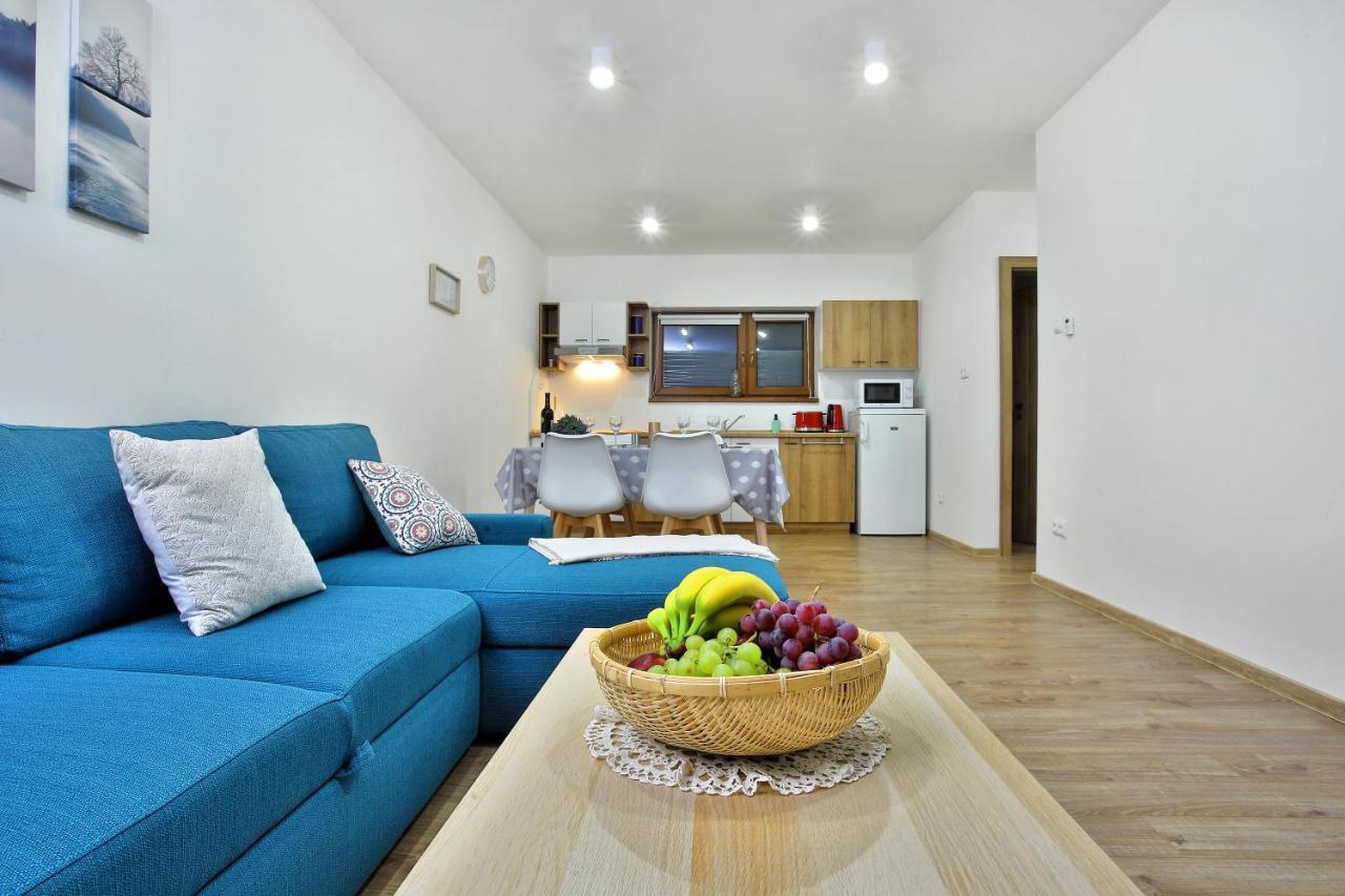 Kamilli Apartment Bešeňová Екстериор снимка